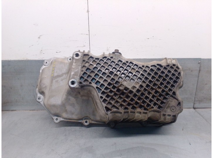 Recambio de carter para chrysler sebring (jr) 2.0 referencia OEM IAM 04777241AB  