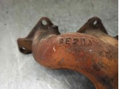 Replacement exhaust manifold for Chrysler Stratus Saloon (JA) 2.5 CAT OEM IAM reference MD323182 