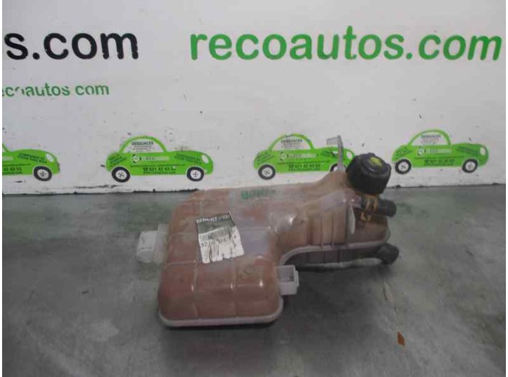 Replacement expansion tank for Renault Espace IV (JK0) 2.2 dCi turbodiesel OEM IAM reference 8200339746 