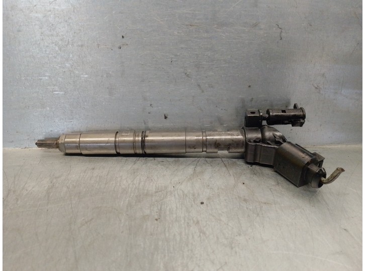 Recambio de inyector para audi a4 avant (8e) 2.7 v6 24v tdi referencia OEM IAM 0986435388 0986435388 BOSCH