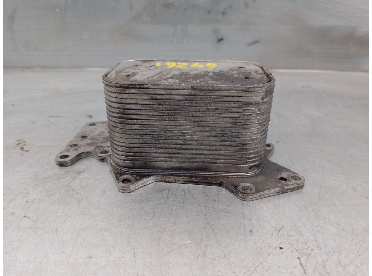 Recambio de enfriador aceite motor para audi a4 avant (8e) 2.7 v6 24v tdi referencia OEM IAM 059117021J 