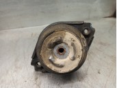 Replacement right engine mount for Mercedes-Benz M-Class (W164) 3.0 CDI cat OEM IAM reference A2512403117 