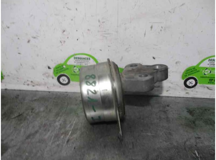 Replacement left engine mount for Opel Vectra C saloon 1.8 16V CAT (Z 18 XE / 2H9) OEM IAM reference 9156922 