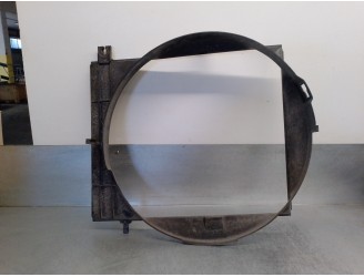 Recambio de calandra delantera de radiador para ssangyong korando 2.9 turbodiesel cat referencia OEM IAM 2165106321 