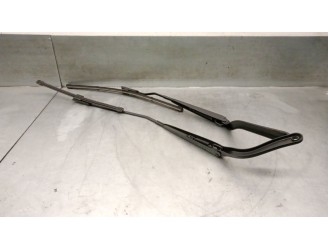 Recambio de brazo limpia delantero derecho para smart forfour hatchback (453) electric drive / eq (453.091) referencia OEM IAM A