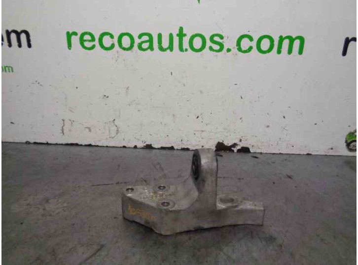 Recambio de soporte motor derecho para mg serie 600 (rh) 620 sdi referencia OEM IAM KKQ100520 