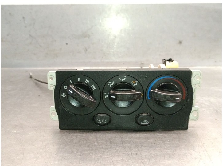 Recambio de mando calefaccion / aire acondicionado para kia carens 1.8 cat referencia OEM IAM 1K2C161190A 1K2C161190A 