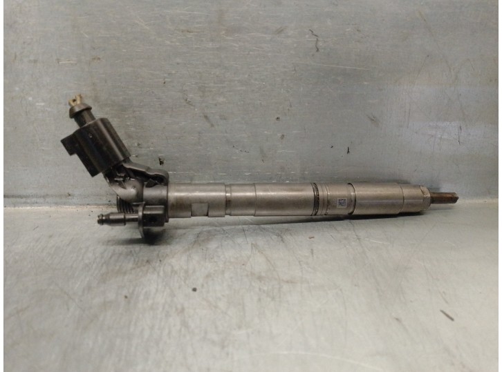 Recambio de inyector para audi a4 avant (8e) 2.7 v6 24v tdi referencia OEM IAM 0986435388 0986435388 BOSCH