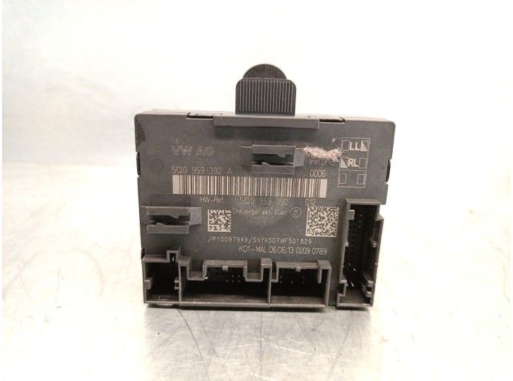 Recambio de centralita cierre para audi a3 (8v1, 8vk) 2.0 tdi referencia OEM IAM 5Q0959392A 