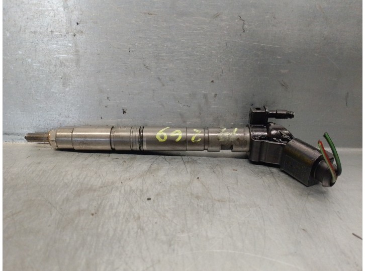 Recambio de inyector para audi a4 avant (8e) 2.7 v6 24v tdi referencia OEM IAM 0986435388 0986435388 BOSCH