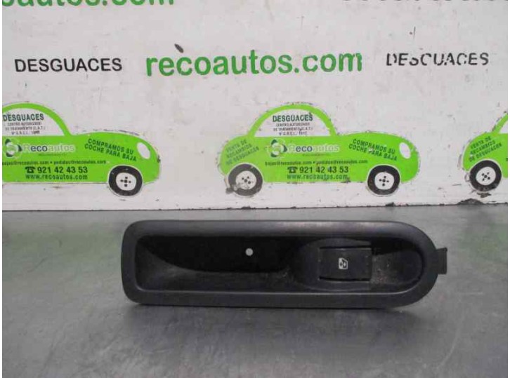 Recambio de mando elevalunas trasero derecho para renault megane ii familiar 1.9 dci diesel fap referencia OEM IAM 