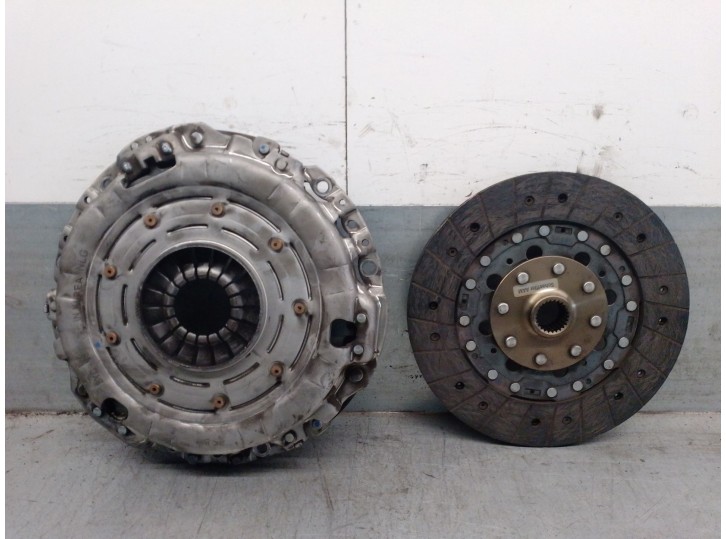 Recambio de kit embrague para ssangyong kyron 2.0 xdi referencia OEM IAM 30A0009410 30A0009410 VALEO