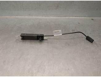 Recambio de antena para volvo xc40 (536) recharge referencia OEM IAM 31409871 31409870 VOLVO