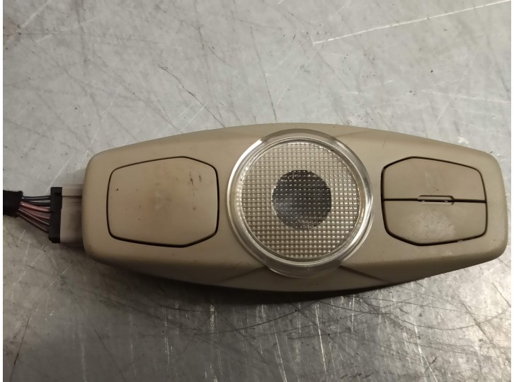 Recambio de luz interior para ford c-max edition referencia OEM IAM 1735285 