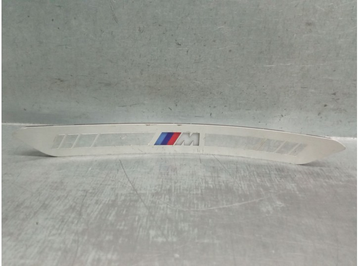 Recambio de molduras traseras para bmw x6 (g06, f96) xdrive 40 d mild-hybrid referencia OEM IAM 8072327 51478072327 