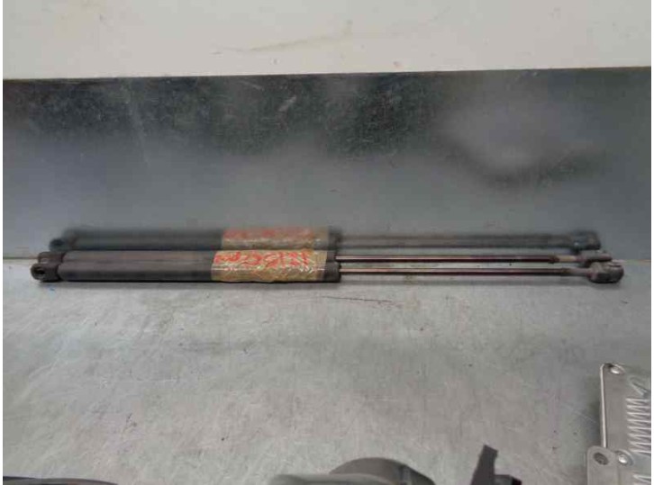 Recambio de amortiguadores maletero / porton para mitsubishi carisma berlina 5 (da0) 1.9 di-d cat referencia OEM IAM 