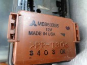 Replacement relay / fuse box for Mitsubishi Carisma saloon 5 (DA0) 1.9 DI-D CAT OEM IAM reference MB953355 MR318828 