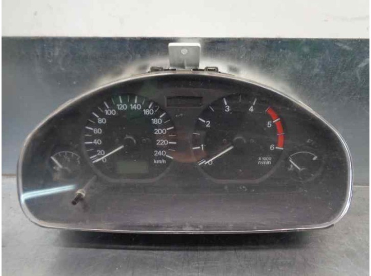 Recambio de cuadro instrumentos para mitsubishi carisma berlina 5 (da0) 1.9 di-d cat referencia OEM IAM MR915790 