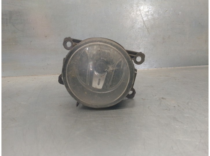 Replacement left fog light for Citroën Xsara Picasso 1.6 16V HDi FAP OEM IAM reference 9650001680 