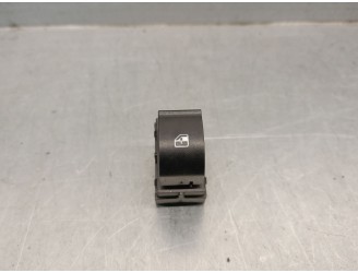 Recambio de mando elevalunas delantero derecho para fiat 500l (351_, 352_) 1.3 d multijet (199.lym11, 199.lym1a) referencia OEM 