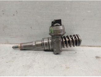 Recambio de inyector para seat ibiza (6l1) 1.9 tdi referencia OEM IAM 038130073AJ 0414720037 BOSCH