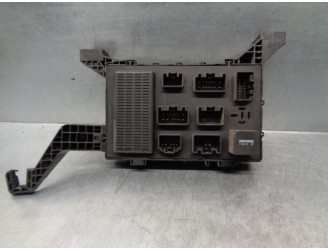 Recambio de caja reles / fusibles para jaguar x-type 2.0 diesel cat referencia OEM IAM 4X4314A073AE  