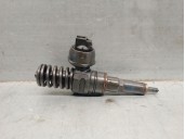 Recambio de inyector para seat ibiza (6l1) cool referencia OEM IAM 038130073AJ 0414720037 BOSCH