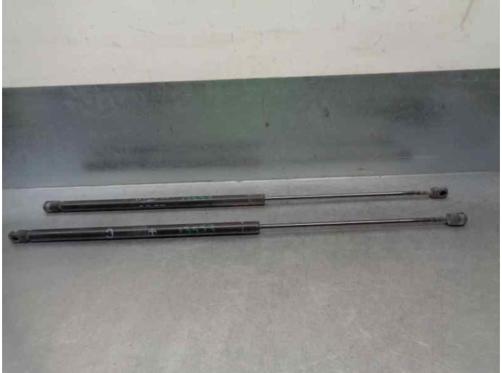 Replacement boot / tailgate dampers for MG Series 200 (XW) 1.4 16V CAT OEM IAM reference BHE38025 
