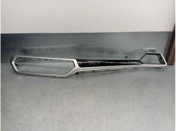 Recambio de molduras delanteras para bmw serie 3 berlina (g20) referencia OEM IAM 681144906 