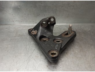 Recambio de soporte motor derecho para toyota prius (nhw20) 1.5 cat referencia OEM IAM 1231521050  