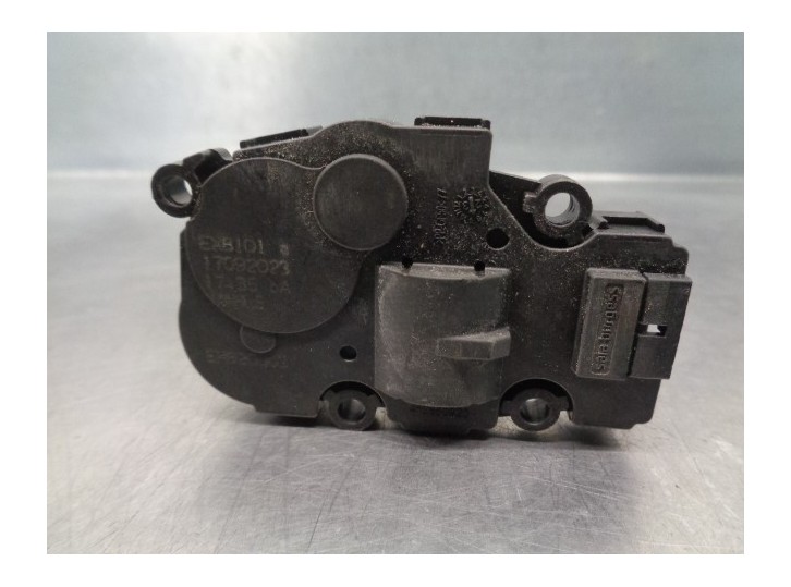 Recambio de motor apertura trampillas climatizador para volvo xc60 referencia OEM IAM 31407766 EH620003 