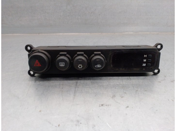 Recambio de mando climatizador para kia sportage 2.0 turbodiesel cat referencia OEM IAM K08466640B 