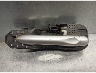 Recambio de maneta exterior delantera derecha para renault megane iii sport tourer 1.5 dci diesel referencia OEM IAM 80606004R  