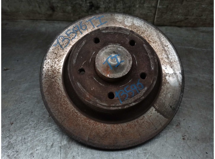 Recambio de mangueta trasera izquierda para renault laguna (b56) 1.6 referencia OEM IAM 8200021986  