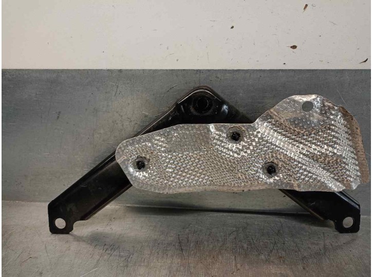 Replacement engine mount for Volvo XC60 OEM IAM reference 31360602 