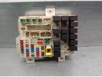 Recambio de caja reles / fusibles para mitsubishi colt berlina 3 (cz) 1.3 atlantis referencia OEM IAM MN108319  
