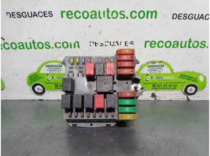 Recambio de caja reles / fusibles para fiat bravo (198) 1.6 jtdm 16v cat referencia OEM IAM 51775688 