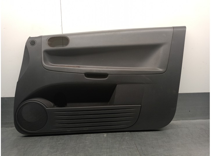 Recambio de guarnecido puerta delantera derecha para mitsubishi colt berlina 3 (cz) 1.3 atlantis referencia OEM IAM MR951561 3 
