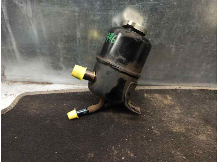 Recambio de deposito servo para mitsubishi l 200 (k6/7) 2.5 td cat referencia OEM IAM MR133389  