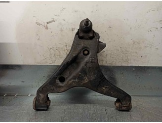 Recambio de brazo suspension inferior delantero derecho para mitsubishi montero (v60/v70) 3.2 di-d cat referencia OEM IAM MR4967