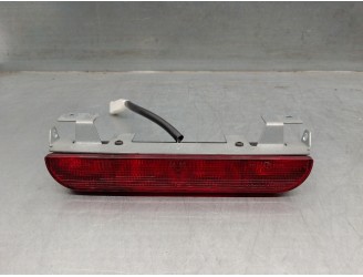 Recambio de luz central de freno para mitsubishi colt berlina 3 (cz) 1.3 atlantis referencia OEM IAM MR957377  