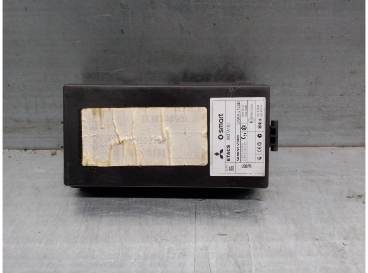 Recambio de caja reles / fusibles para mitsubishi colt berlina 3 (cz) 1.3 atlantis referencia OEM IAM 8637A151 5WK45103D 