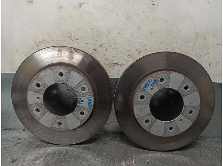Recambio de disco freno delantero para mitsubishi montero (v60/v70) 3.2 di-d cat referencia OEM IAM MR407116  