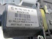 Recambio de elevalunas delantero derecho para peugeot 208 style referencia OEM IAM 9674254380 2 PINES 5 PUERTAS