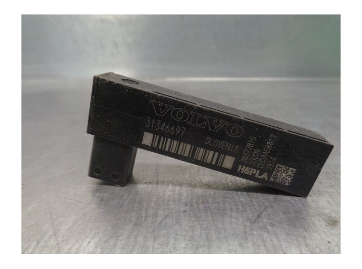 Recambio de antena para volvo xc60 referencia OEM IAM 31346697 28377815 