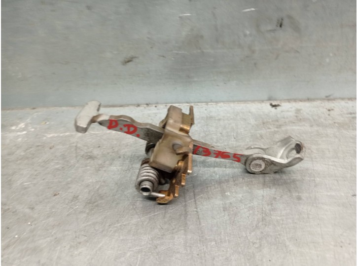 Recambio de retenedor puerta para renault espace iv (jk0) 2.2 dci turbodiesel referencia OEM IAM 