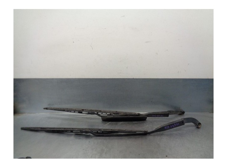 Replacement front right wiper arm for Audi 80 (811/813) 1.8 OEM IAM reference 894955407E 