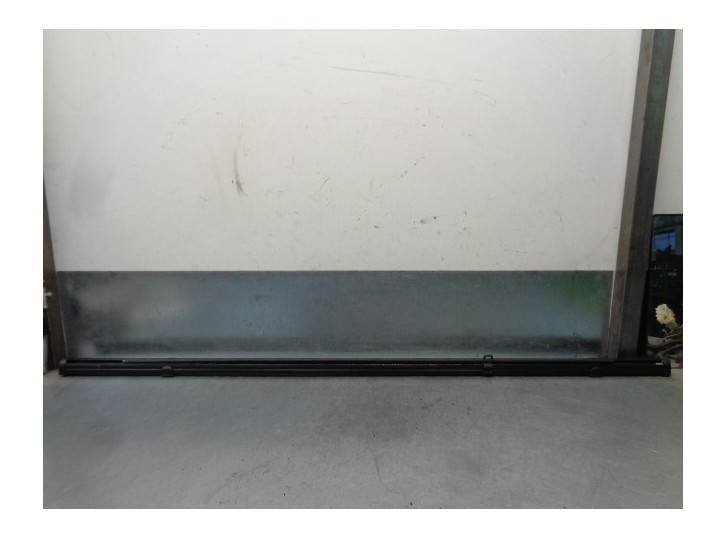 Recambio de bandeja trasera para bmw serie 7 (e38) 3.0 v8 cat referencia OEM IAM 