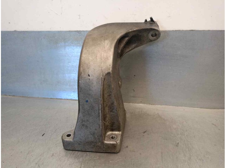 Recambio de soporte motor izquierdo para mercedes-benz clase e (w211) berlina 3.2 cdi cat referencia OEM IAM A6422230704 