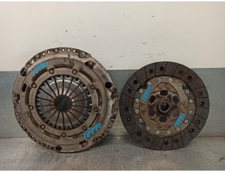 Recambio de kit embrague para audi a1 sportback (gba) 1.0 tfsi referencia OEM IAM 04C141025R 163082002438 SACHS